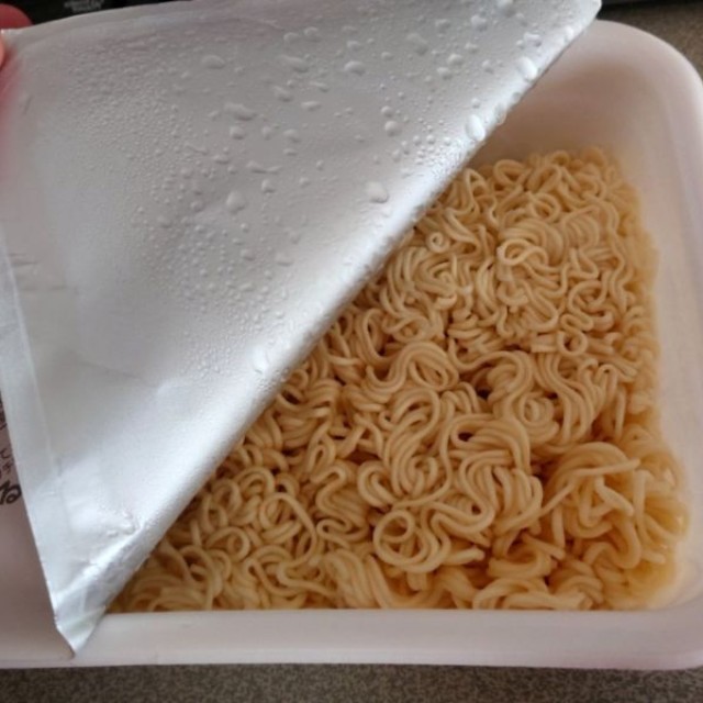 具材の入ってない湯切りした麺 ※透夜さん提供