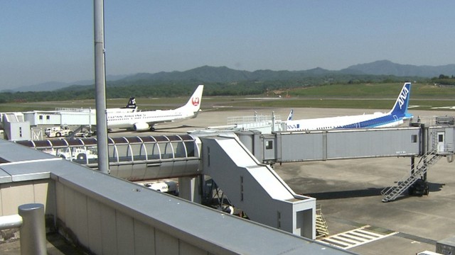 ゴールデンウィークの東京便　下りは４月26日と5月3日、上りは5月6日がピーク　高松空港