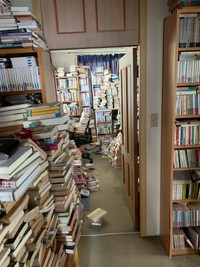 こちらが最も蔵書数が多かった時の写真（画像提供：Asylum Pieceさん）