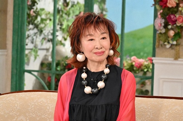 孫とのほほ笑ましいエピソードを明かす三田佳子さん