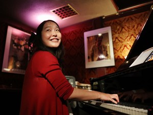 ジャズピアノ、数学…多分野で活躍の中島さち子さん　紡ぐ万博のイメージは「クラゲ」