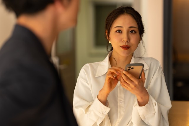第一印象において重要視する要素は？　※画像はイメージです（naka/stock.adobe.com）