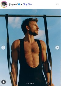 ジョナサン・ベイリーのインスタグラム@jbayleafより