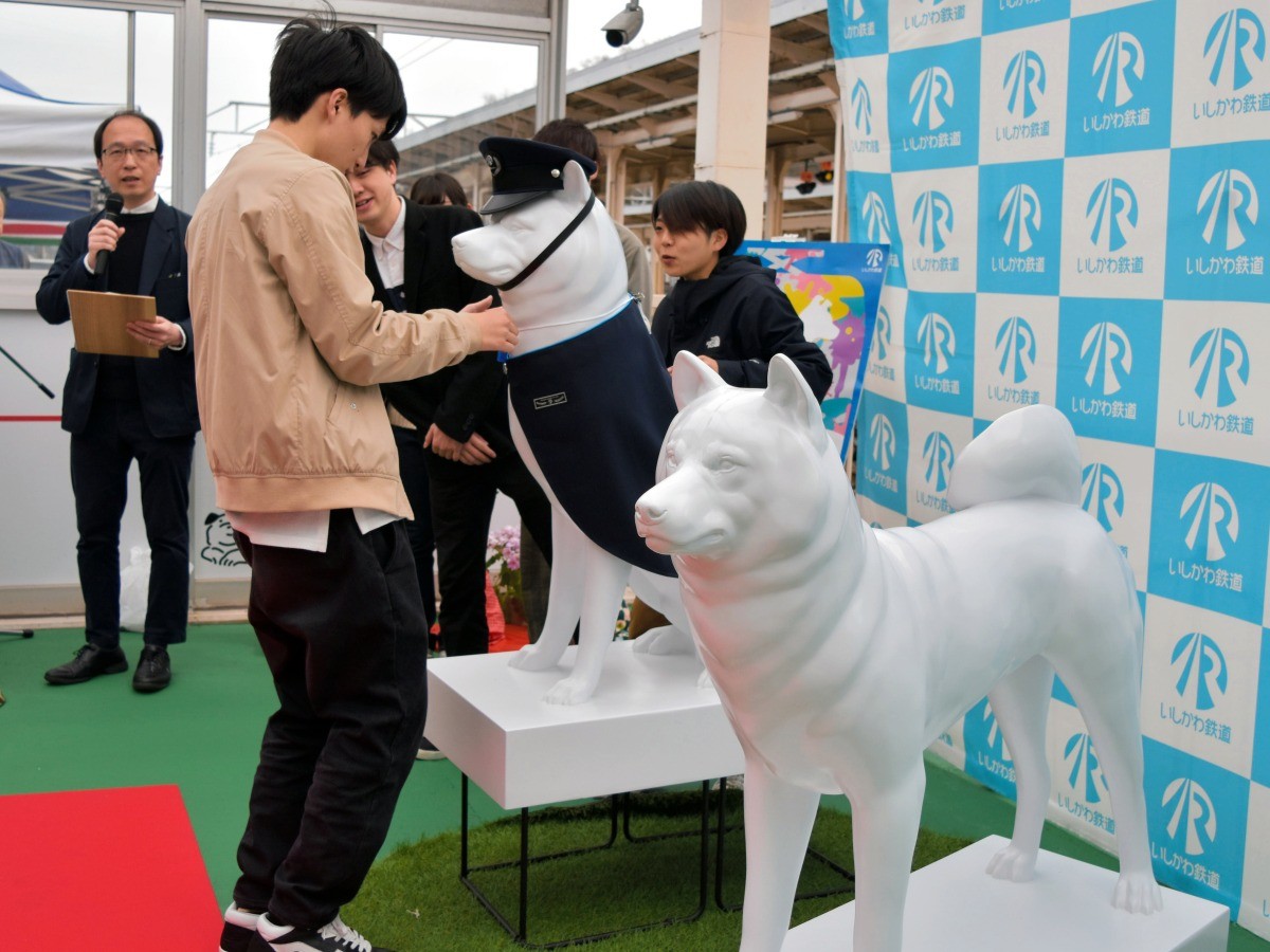 洪水の危機知らせた伝説の忠犬 石川の駅にモニュメント設置 | 「犬や猫