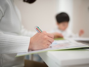 家族信託の契約書は公正証書で作成を　私文書は親族トラブルの原因に