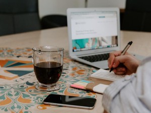 新卒で重視したのは早く帰れて休めること。5年目、夢のために就活中