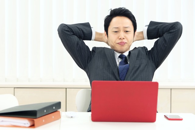 「静かな退職」は、周囲にどのような影響を及ぼしている？　※画像はイメージです（metamorworks/stock.adobe.com）