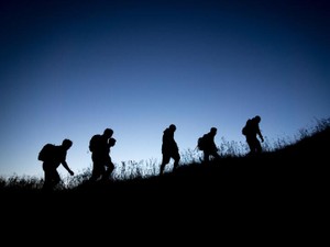 元旦から続いた訃報。生きている私たちは先に進まなければならない