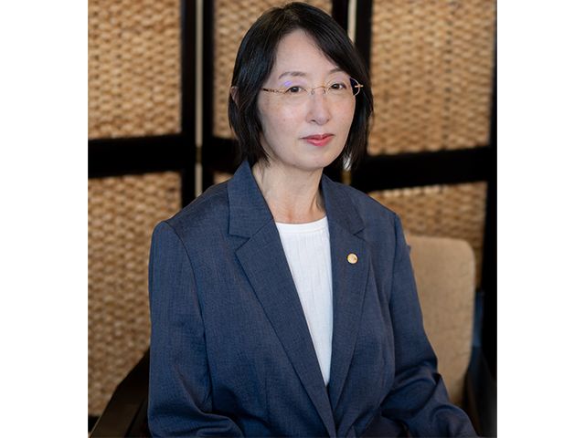 191899 宮尾浩美税理士事務所2 会議中