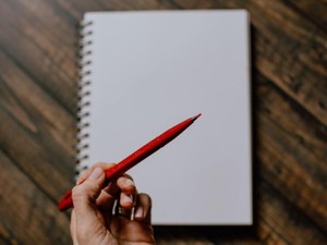 大舞台での挨拶からメールまで。文章を添削してくれる母に感じる愛情