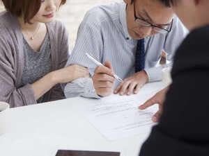 相続登記の必要書類や費用は？自分で作成する申請書とは？放置リスクも解説