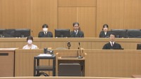 同僚男性を刺して殺害した罪　男(19)に懲役16年を求刑　検察側「胸へ向けた短刀に強い力をかけ続けていた」　高松地裁