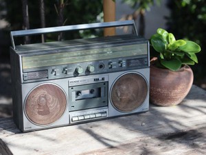 ハガキ職人の祖母への手紙が学校代表に。私も書くことが好きになった