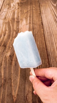 暑さを鎮めるガリガリ君（KT/stock.adobe.com）※画像はイメージ