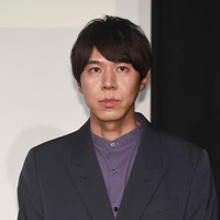 お笑いコンビ「ロッチ」のコカドケンタロウさん（2021年撮影）
