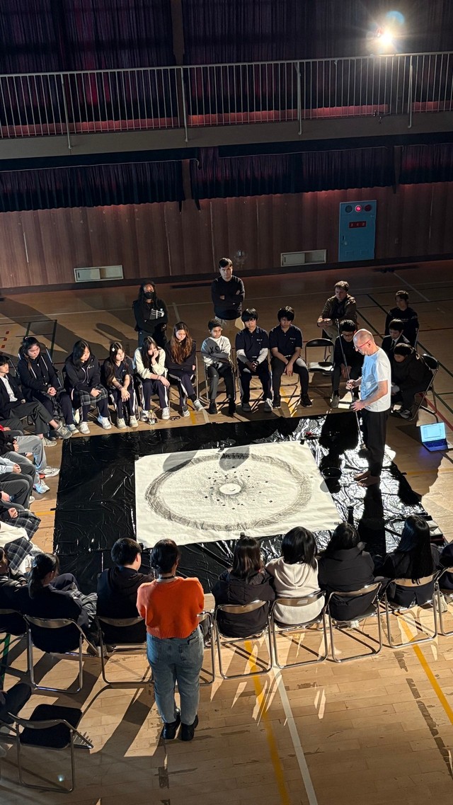 活動を通し平和への願いを世界に拡げたいと言うVitさん