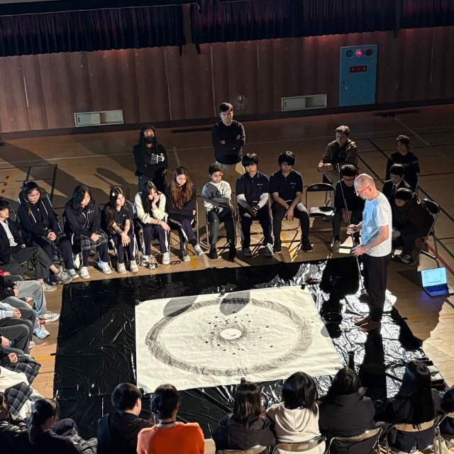 活動を通し平和への願いを世界に拡げたいと言うVitさん