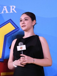 村重杏奈