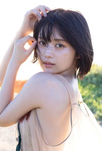 『BUBKA』2月号の増刊号の表紙とグラビアに登場した北野瑠華さん