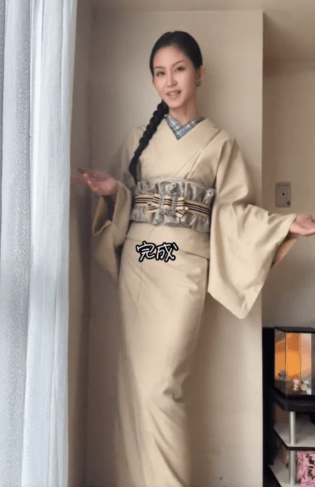 淡いトーンでまとめた着物コーデ／shinobuさん（@shinobukimono）提供