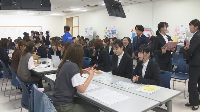保育士不足の解消へ　保育学生への就職説明会　香川・高松市