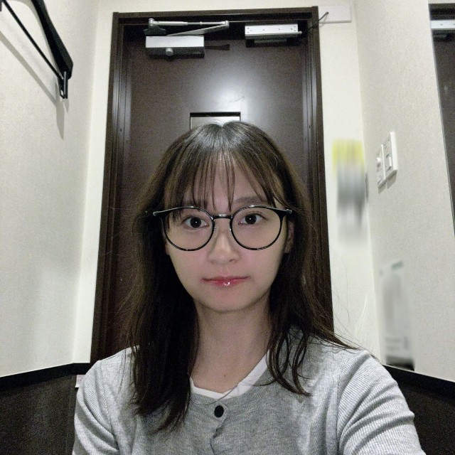 影山優佳さん「寝坊が怖すぎて人生初の快活」（本人の公式Xから）