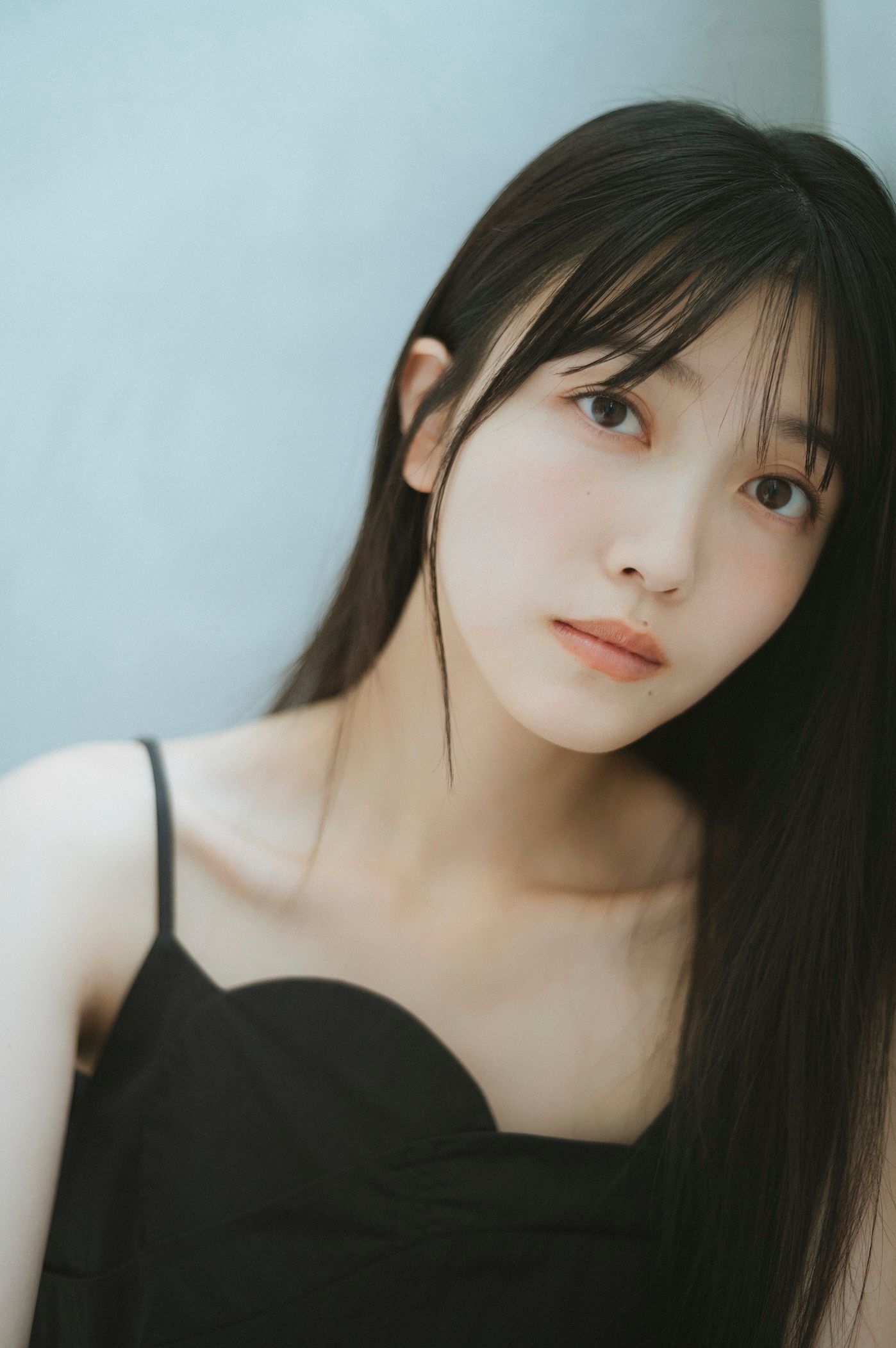 卒業2日前のラストショット…！乃木坂46・久保史緒里、特集号で特別