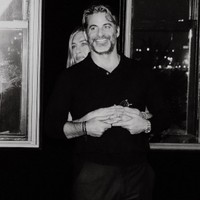 ジェニファー・アニストン、ジム・カーティス