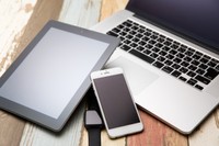 売却を検討中のデバイス※画像はイメージです（kei907/stock.adobe.com/）
