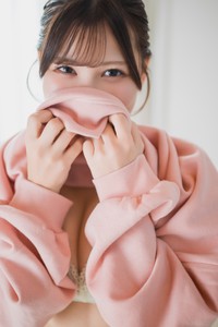 成瀬かのんデジタル写真集「今日から彼女。」（撮影：やすいきしょう）