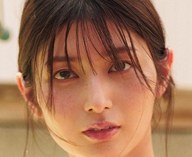 大島璃乃さん（撮影：恵原祐二　ヘアメイク：加藤志穂　スタイリング：設楽和代）