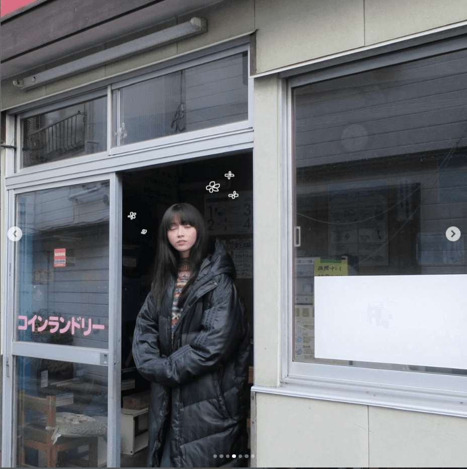 「FLASH」（26年1月7日発売号）に登場した池田瑛紗のオフショット　本人のインスタグラム（@teresaikedaofficial）より＝2026年1月7日投稿