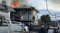 岡山市北区のアパートが全焼する火事　　住人の72歳の女性がやけど