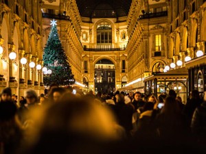 ひとりでも誰かと一緒でも。一年で一番特別な日だから、私らしく