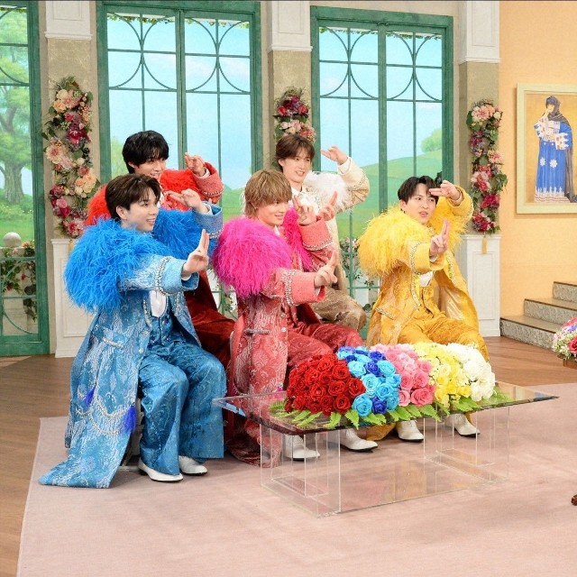 「徹子の部屋」  黒柳徹子(右)、M!LK＝テレビ朝日提供