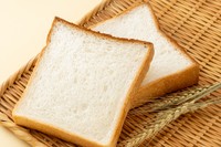 「食パン＆シューマイ」で肉まんが作れる！※画像はイメージです（K+K/stock.adobe.com）