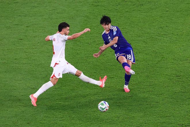 SOCCER/ Japan rout Tunisia 4-0 as Ueda shines in World Cup's 1,000th match
