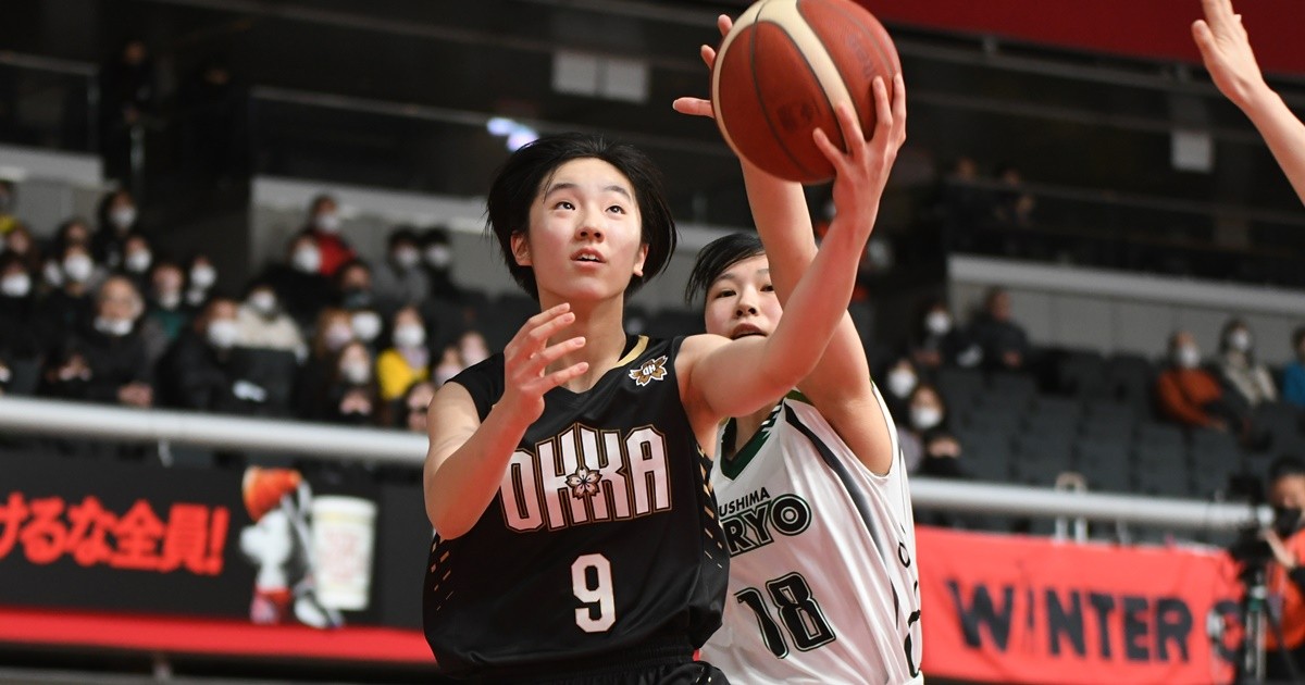 バスケ - 4連覇へ、桜花学園が好発進 高いシュート成功率 田中こころが