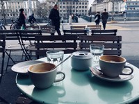 「どちらに旅行されるんですか？」旅を豊かにしてくれる出会いの数々