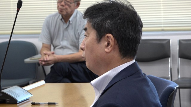 百条委員会（新拠点整備計画調査特別委員会）に出席する前田正之市長　2026年10月1日