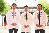 左：臥龍組の副組頭「二軒茶屋　中村楼」専務取締役・辻喜彦さん　中：組頭「かづら清老舗」代表取締役・霜降太介さん　右：副組頭「するがや祇園下里」取締役・井上路久さん（2025年6月撮影）