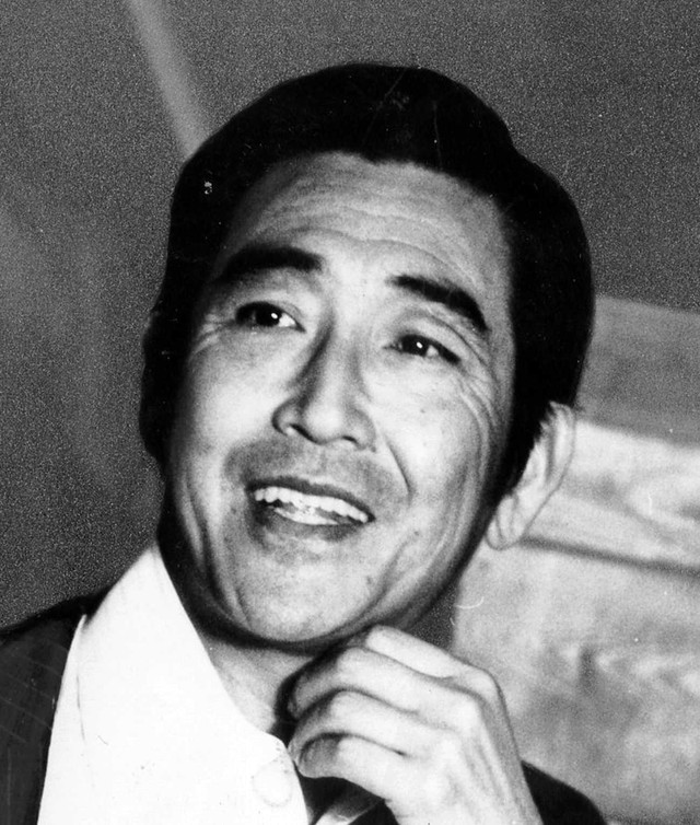 鶴田浩二さん