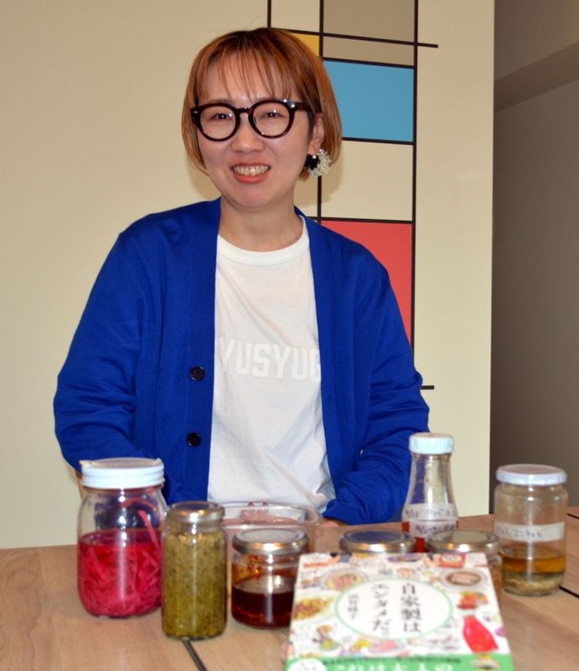 「お店で買う物と思っていた物でも、意外と簡単においしく作れます」と話す浜竹さん