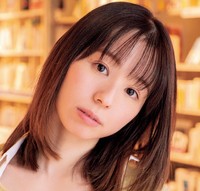 小池里奈（撮影／佐藤佑一　ヘアメイク／YOSHi.T　スタイリング／伊井田礼子）