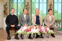 17日放送の「徹子の部屋」に出演する石原家の４兄弟、長男・伸晃さん、次男・良純さん、三男・宏高さん、四男・延啓さん＝テレビ朝日提供