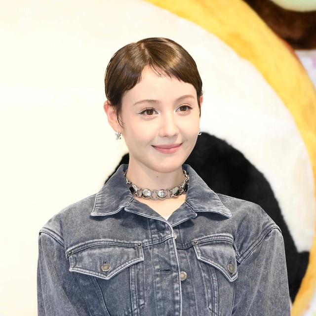 トリンドル玲奈さん