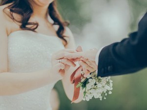結婚以前に恋愛すらロクにできない私は、導かれるように1年半で結婚した