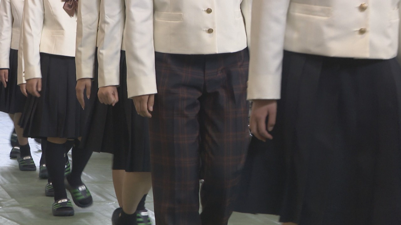 瀬戸高校　夏用スラックス　未使用 瀬戸高校 夏用スラックス 未使用