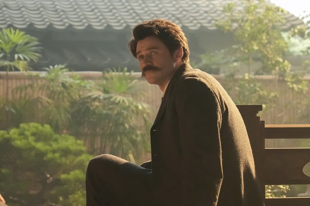 居場所を見つけられなかったヘブンが松江に留まると決めてトキにプロポーズするシーンで、トミーは「自然に感情があふれ出た」と語った　(C)NHK