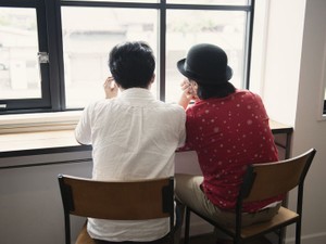 同性パートナーに生命保険で財産を遺す　具体的な方法と注意点とは